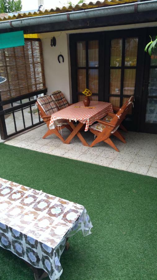 Byt - Apartman Vetrni Exterior foto