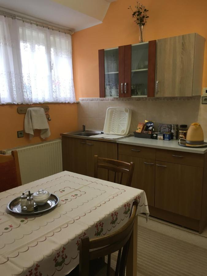 Byt - Apartman Vetrni Exterior foto